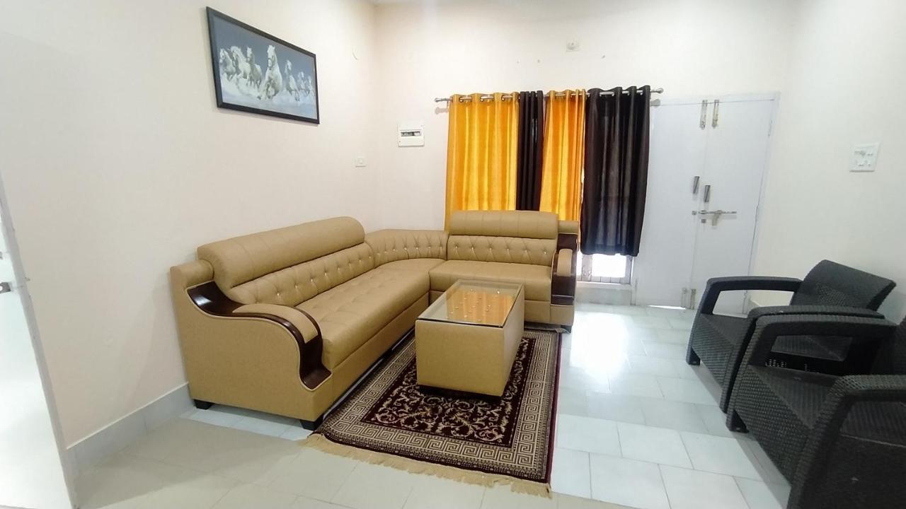 Kushi Homestay Guest House Визакхапатнам Екстериор снимка
